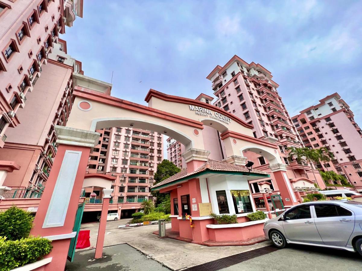 Marina Court Vacation Home 3 Bedrooms - Kota Kinabalu Exterior photo