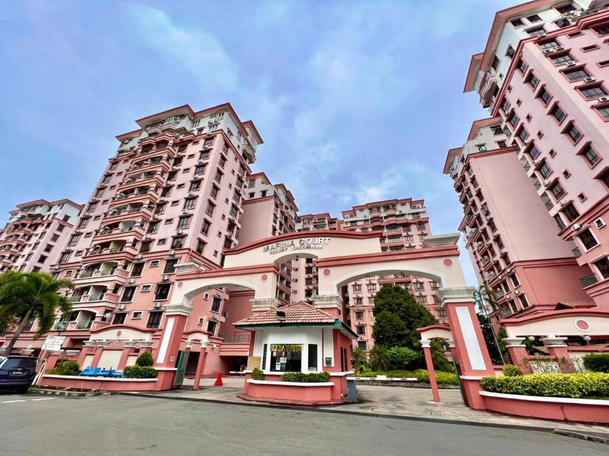 Marina Court Vacation Home 3 Bedrooms - Kota Kinabalu Exterior photo