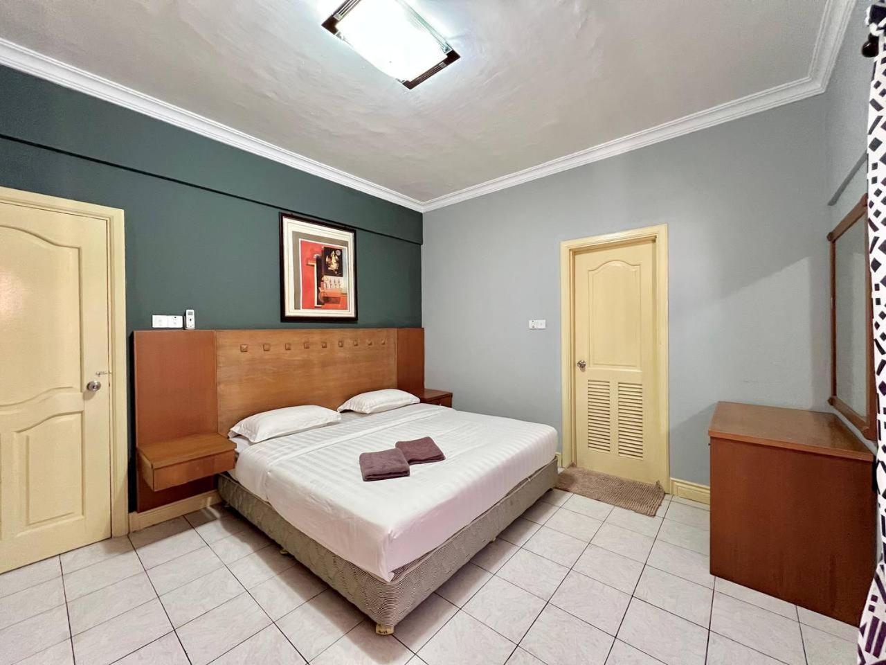 Marina Court Vacation Home 3 Bedrooms - Kota Kinabalu Exterior photo